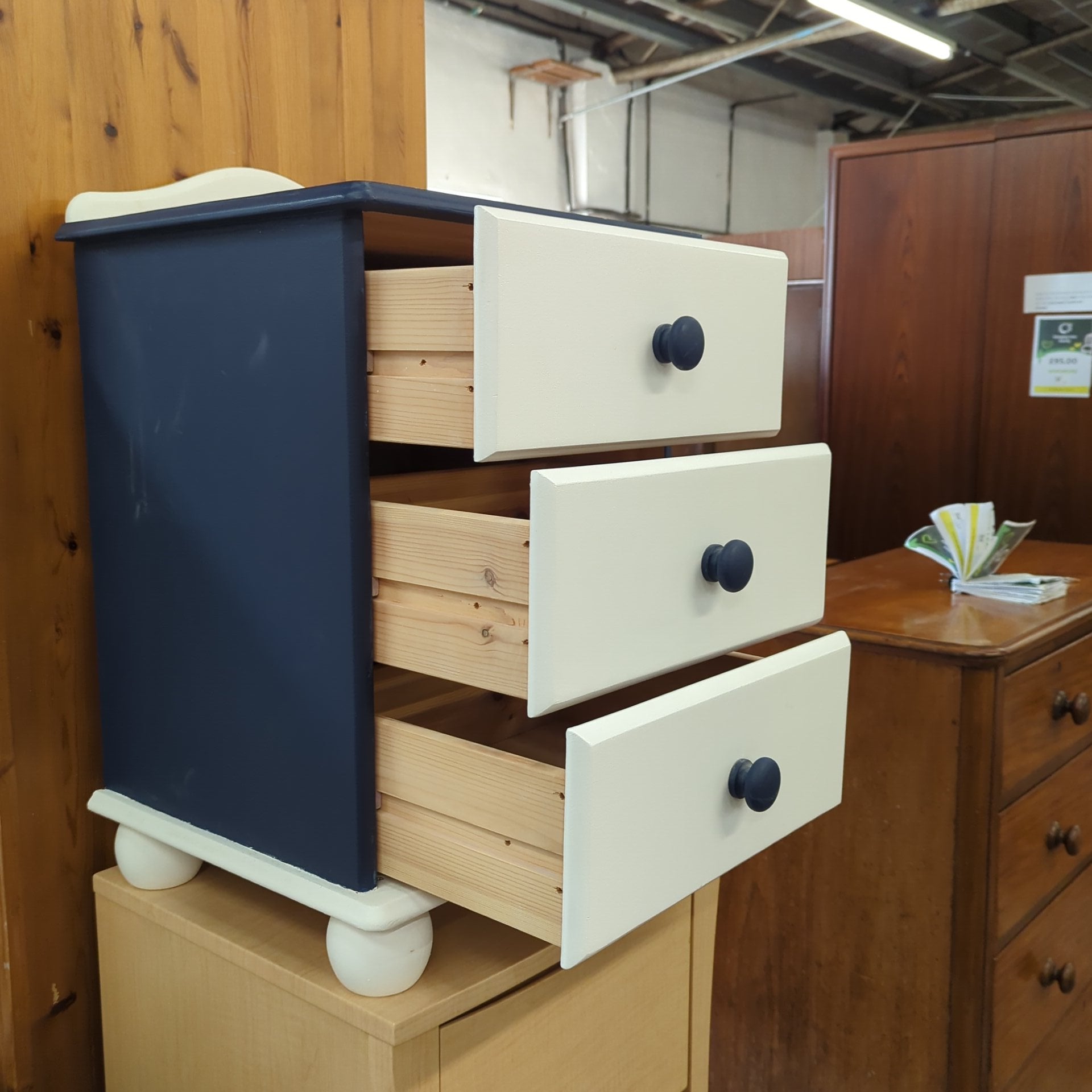 Bedside Cabinet